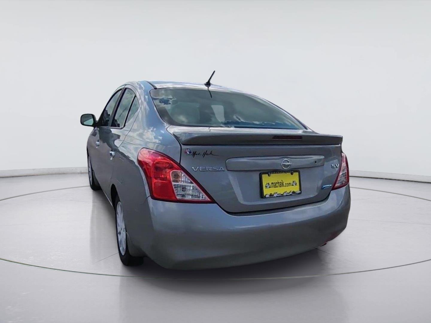 2014 Nissan Versa Sedan SV - Photo 6