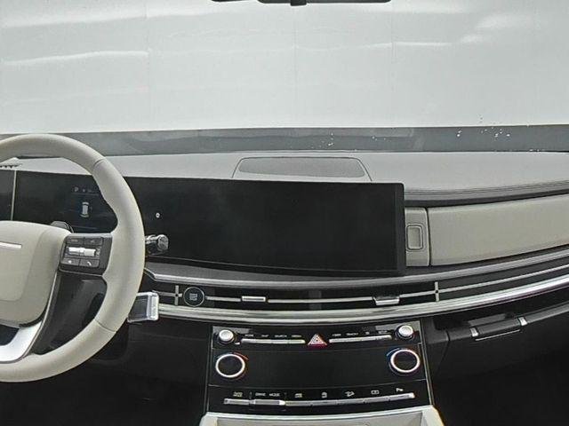 New 2027 White Hyundai SEL AWD image 34