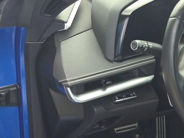Used 2022 Blue Chevrolet Stingray image 16