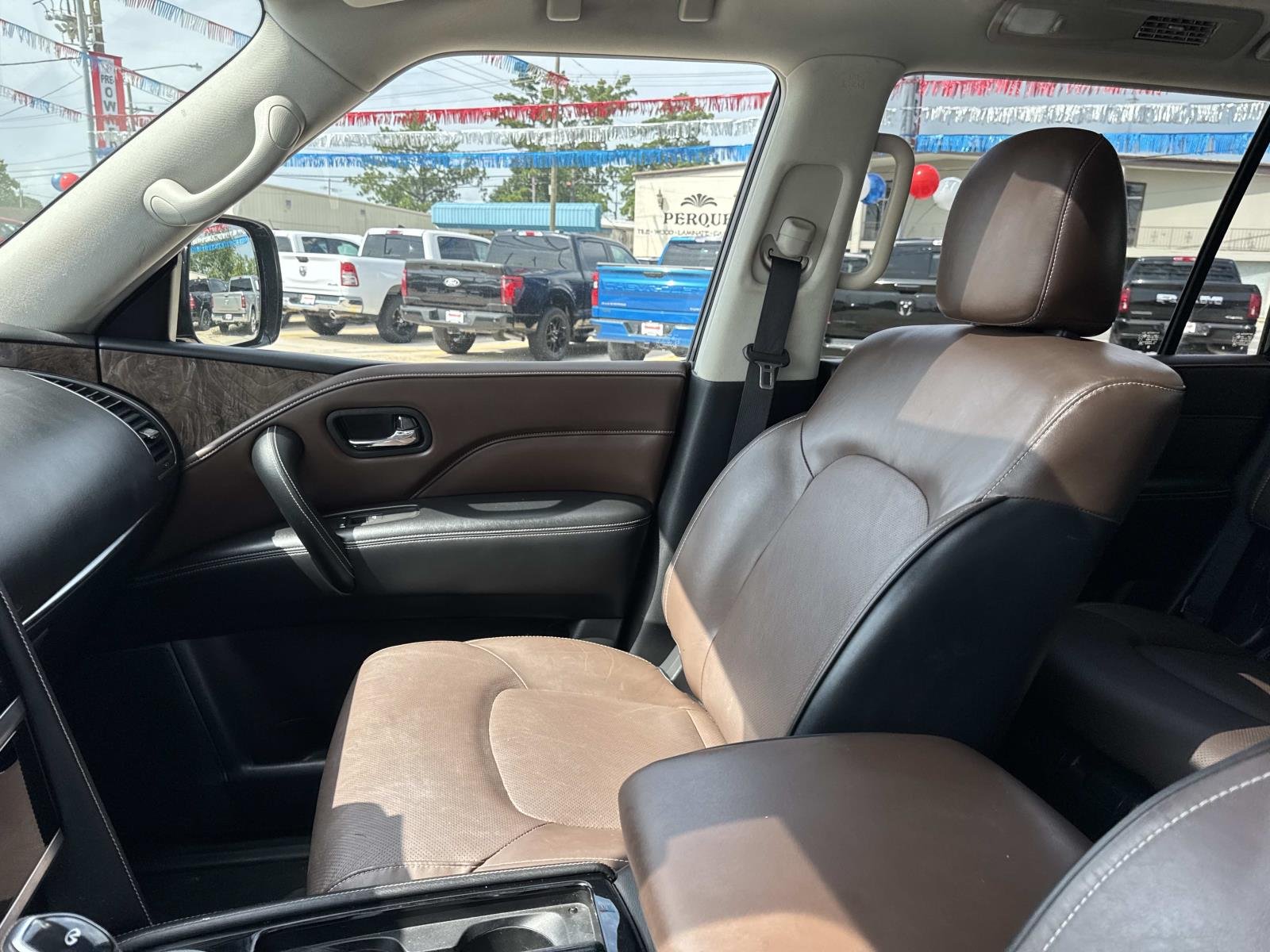 Used 2023 Black Obsidian INFINITI PREMIUM SELECT image 15