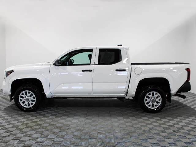 Certified Used 2024 Ice Cap Toyota SR image 3