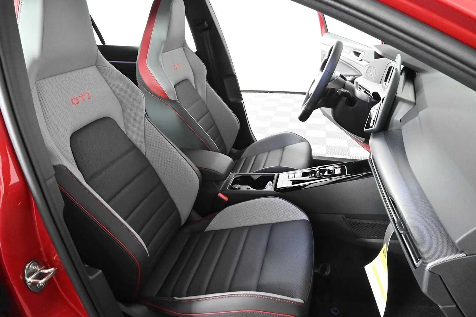 New 2026 Kings Red Metallic Volkswagen SE image 12