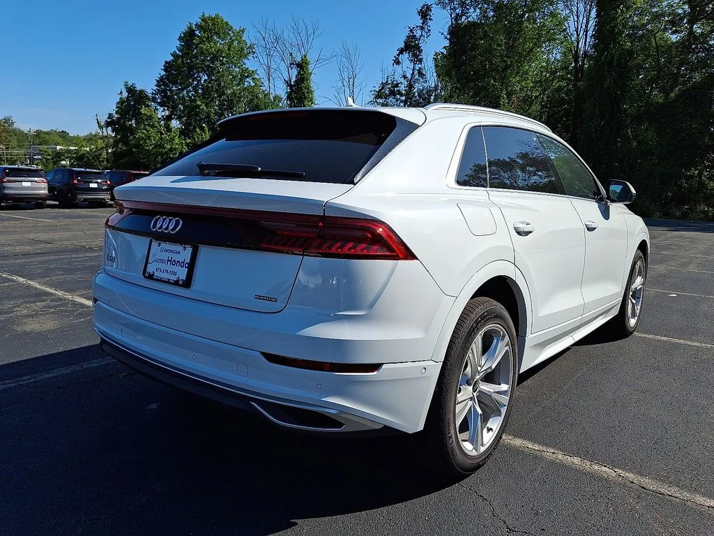 2023 Audi Q8 Premium - Photo 6
