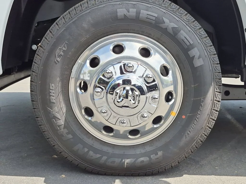 New 2026 Bright White Clear-Coat Exterior Paint RAM Limited image 8