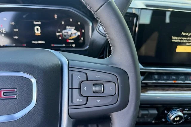 New 2026 Summit White GMC SLE image 21