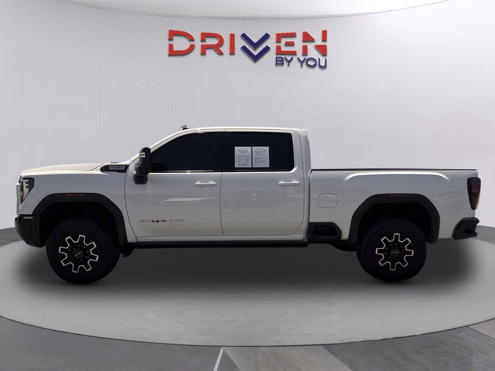 Used 2024 Summit White GMC AT4X image 7