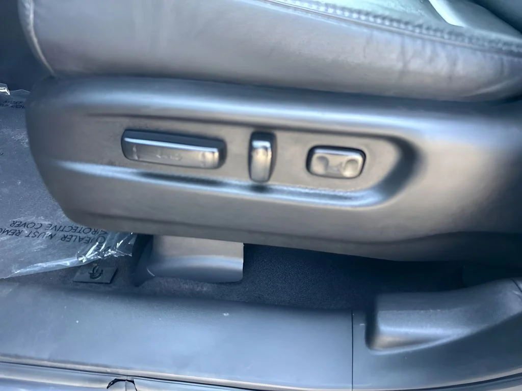 Used 2022 Gray Honda EX-L image 10