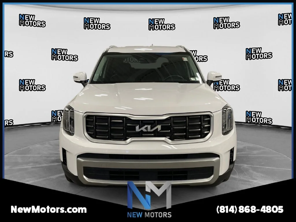 Used 2023 White Pearl Kia S image 8