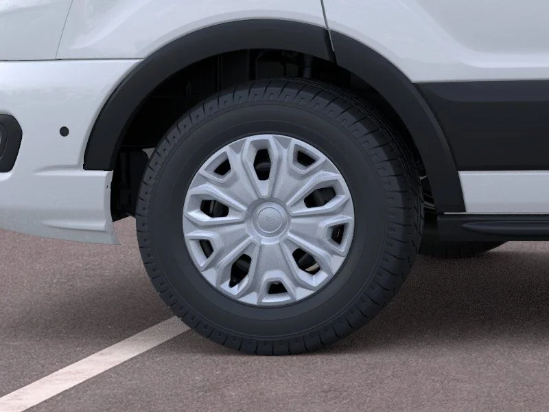 New 2026 Oxford White Ford XLT image 18