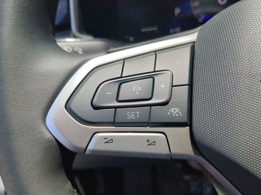 New 2026 Gray Volkswagen 1.5T SE Black image 27