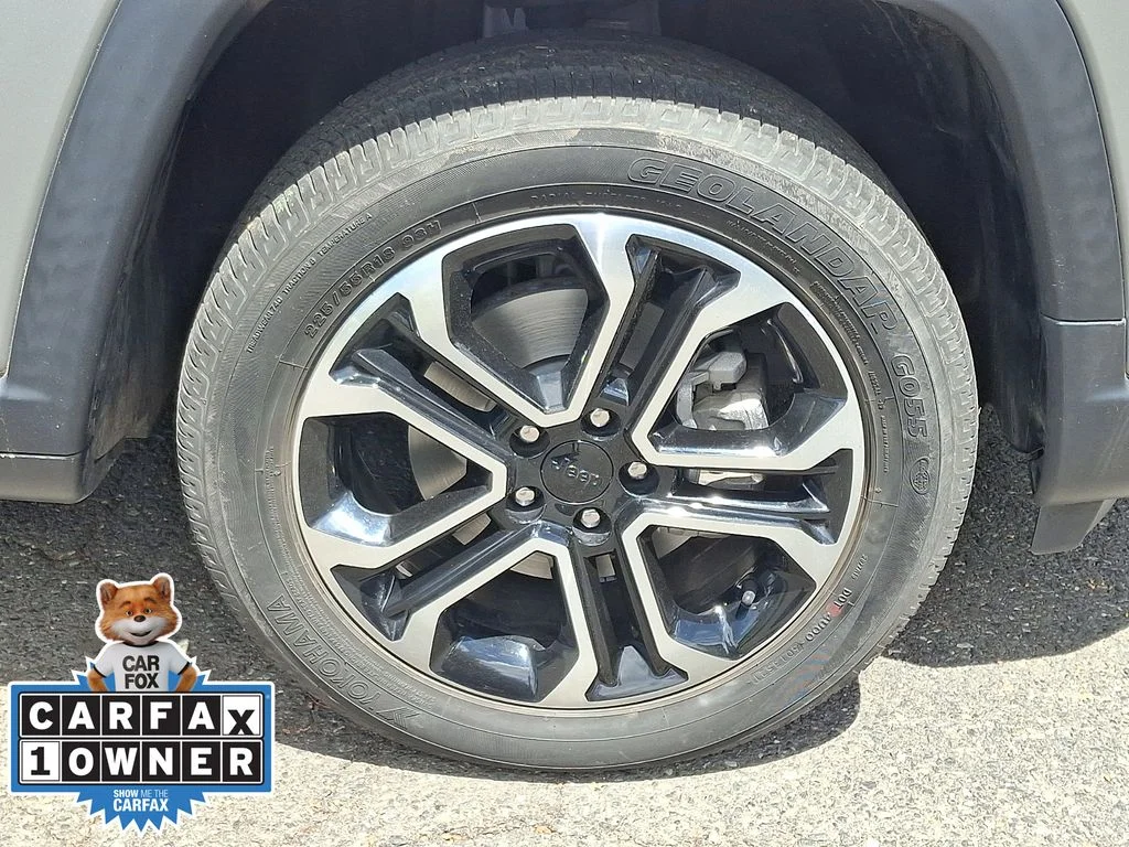Certified Used 2022 Silver Jeep Limited image 7
