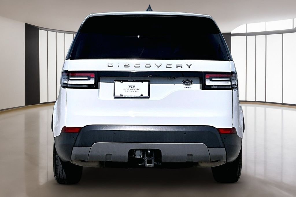 Used 2018 White Land Rover SE image 4