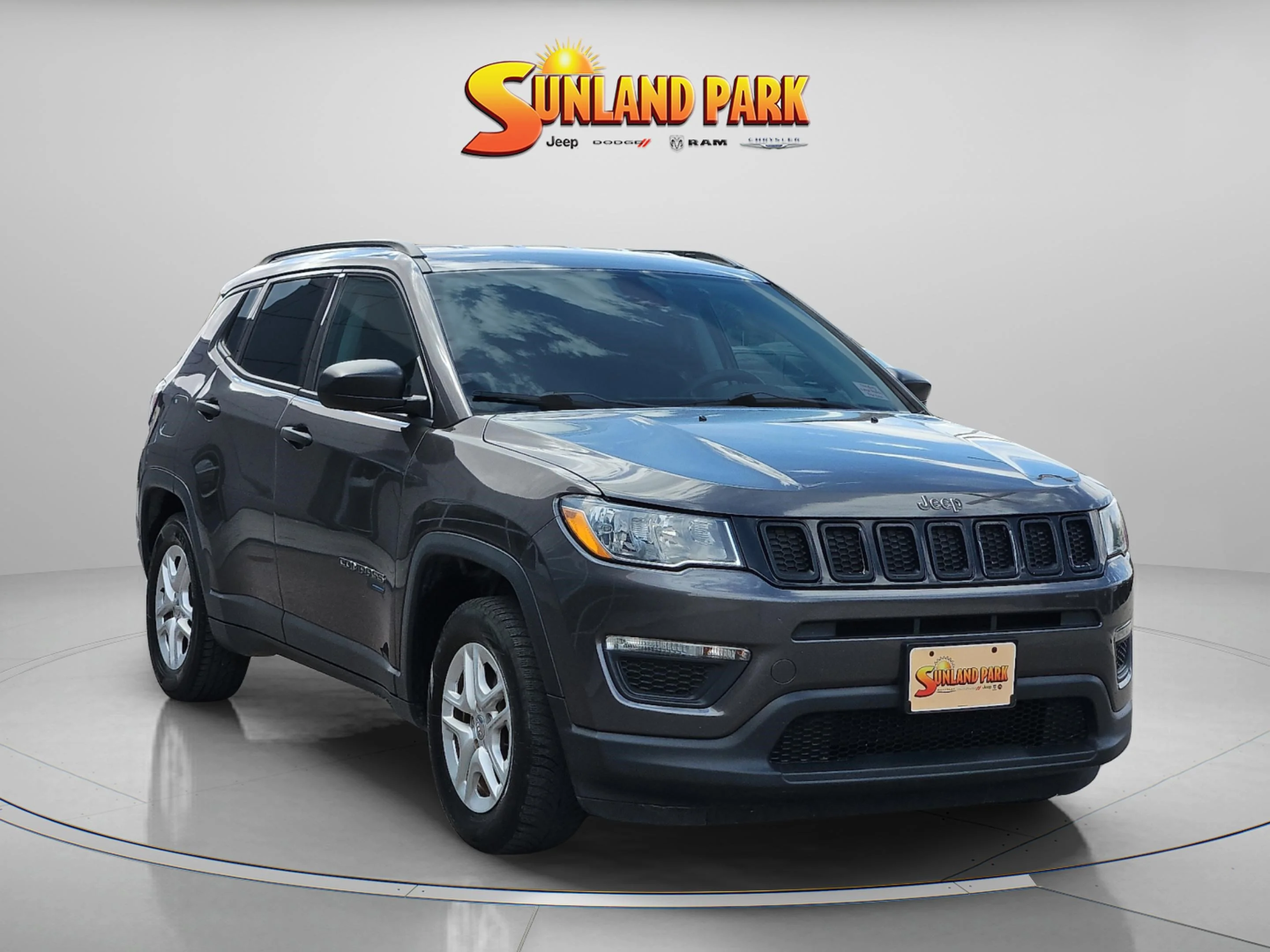 2017 Jeep Compass Sport's photo