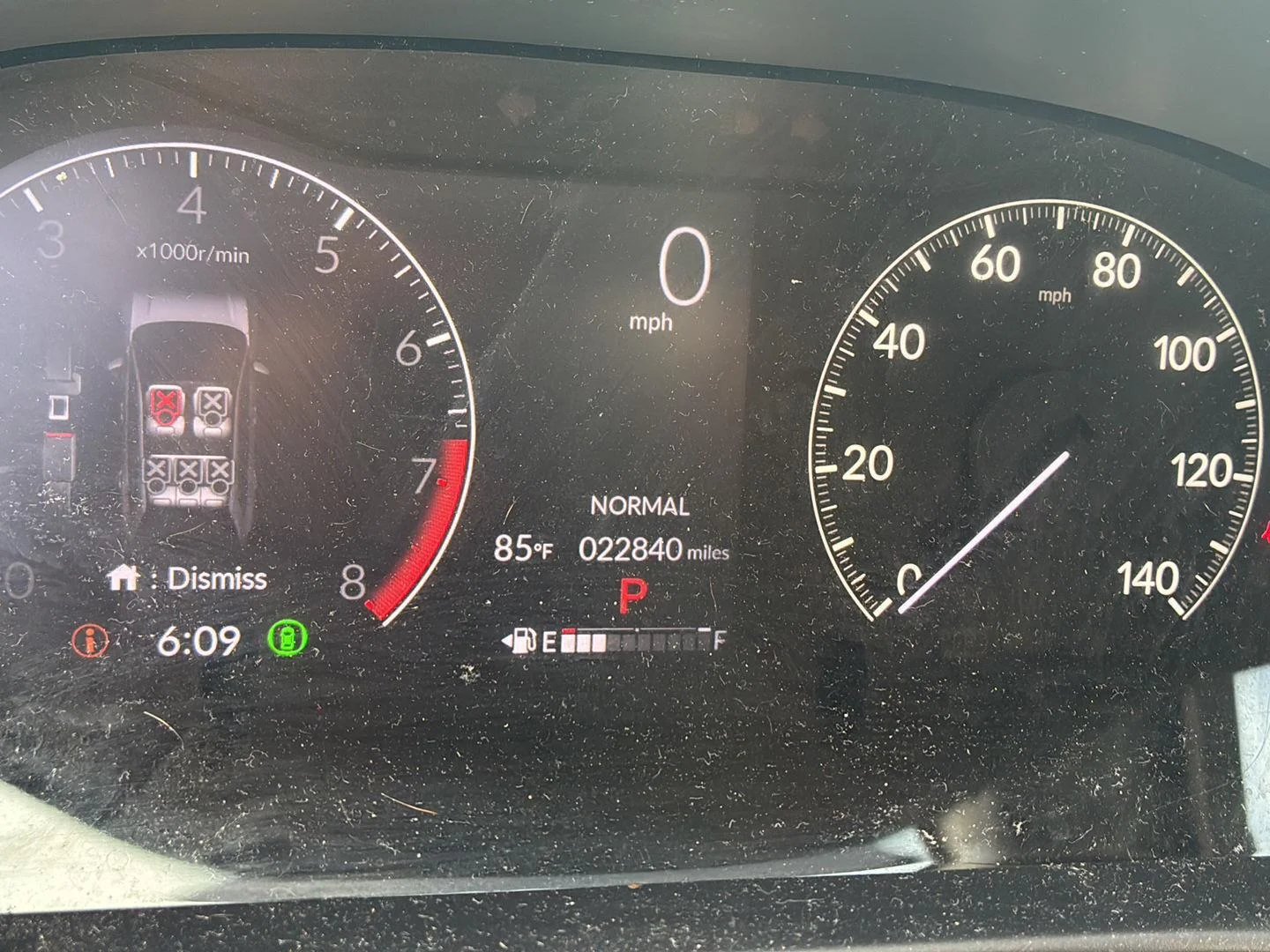 Used 2024 Lunar Silver Metallic Honda LX image 2