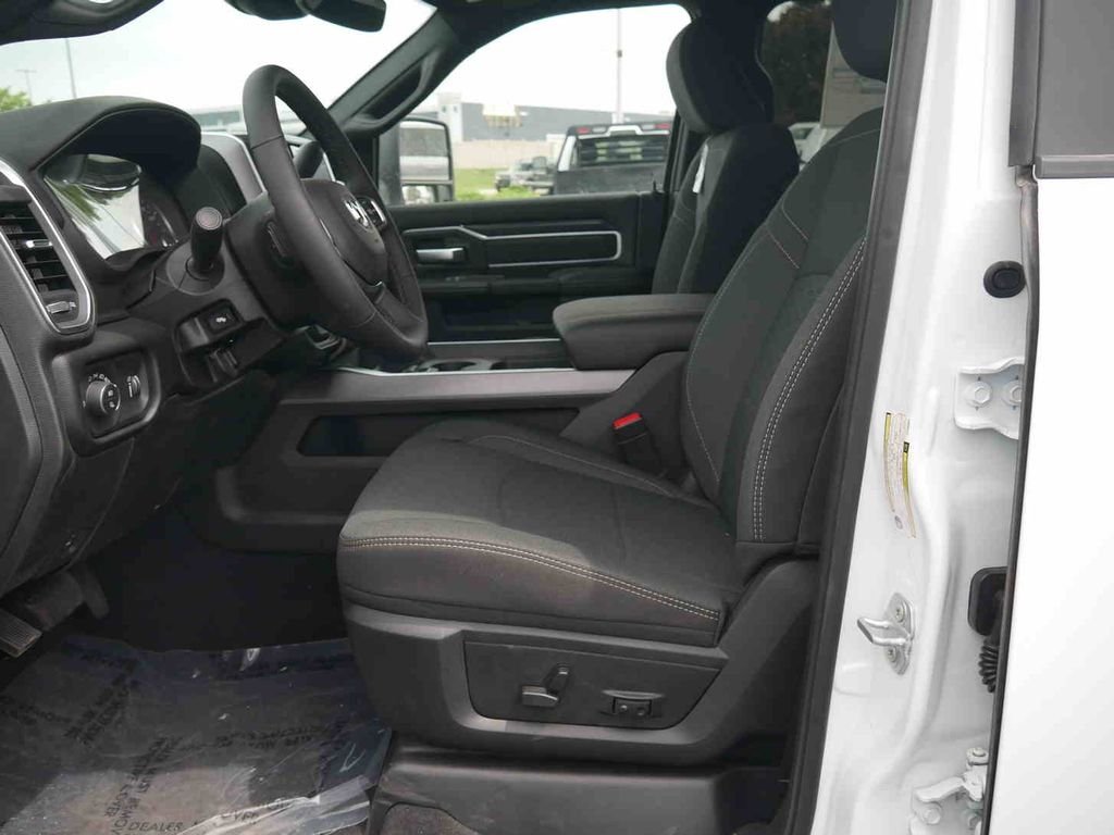 New 2026 Bright White Clearcoat RAM BIG HORN image 28
