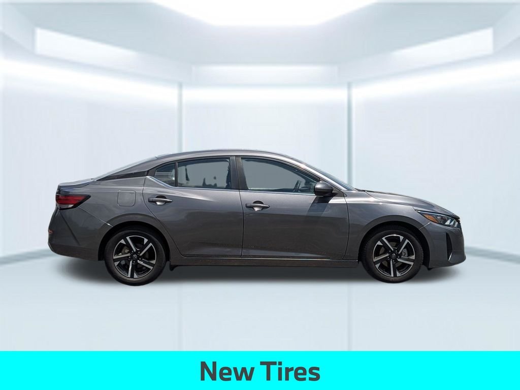 Used 2024 Gray Nissan SV image 9