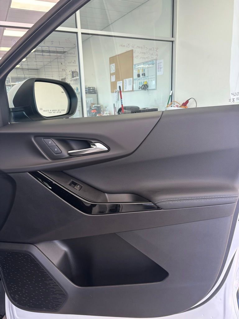 2026 Chevrolet Equinox LT - Photo 21