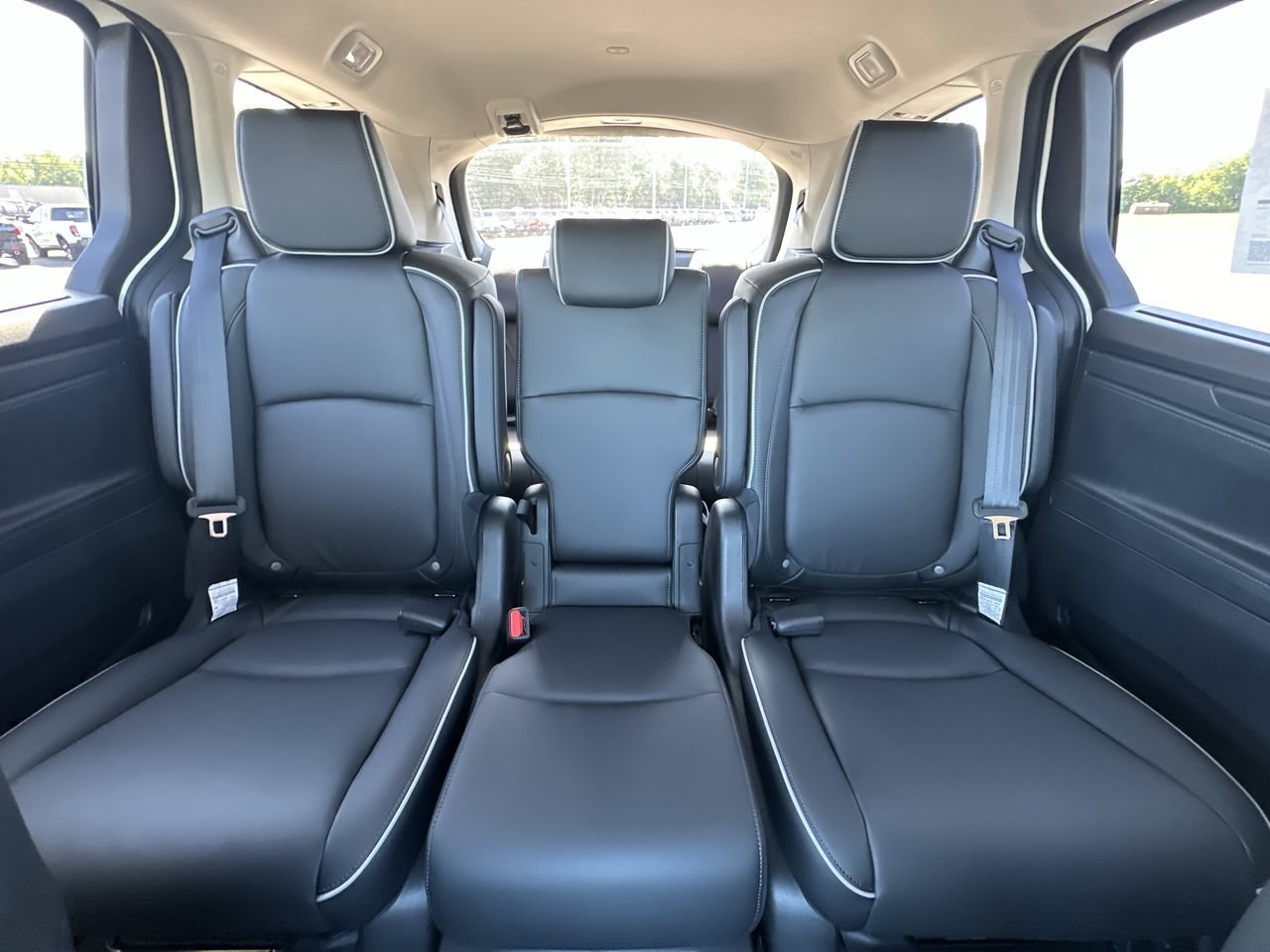 2026 Honda Odyssey Touring - Photo 23