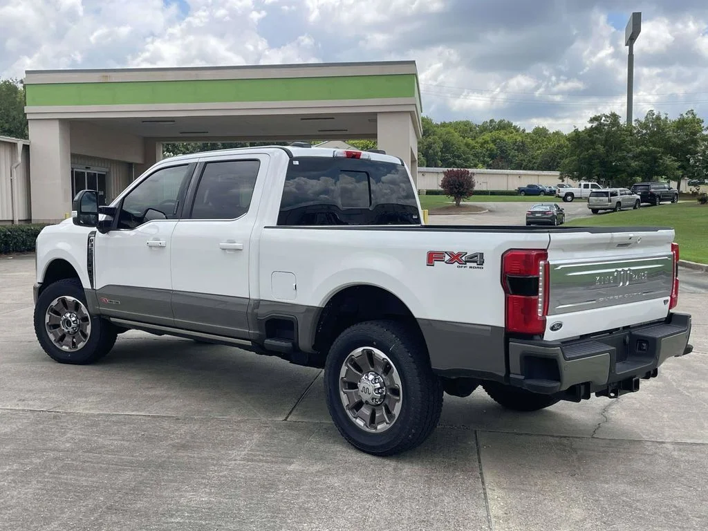 New 2026 Star White Metallic Tri-Coat Ford F-350® King Ranch® image 5