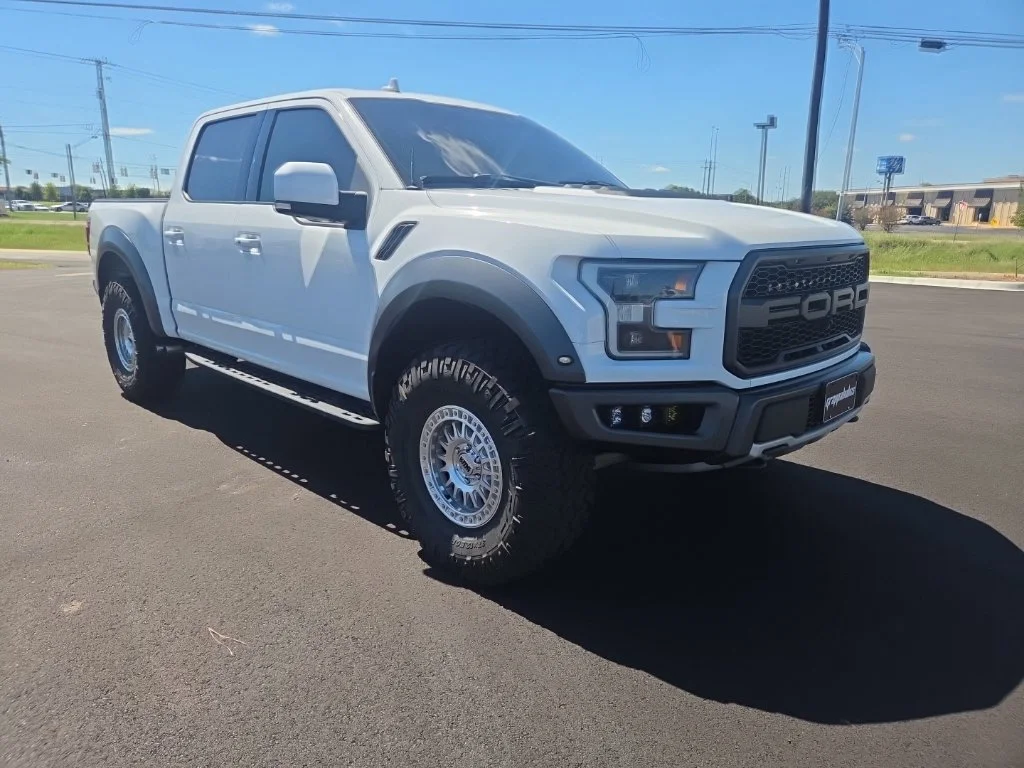 Used 2019 White Ford Raptor image 22