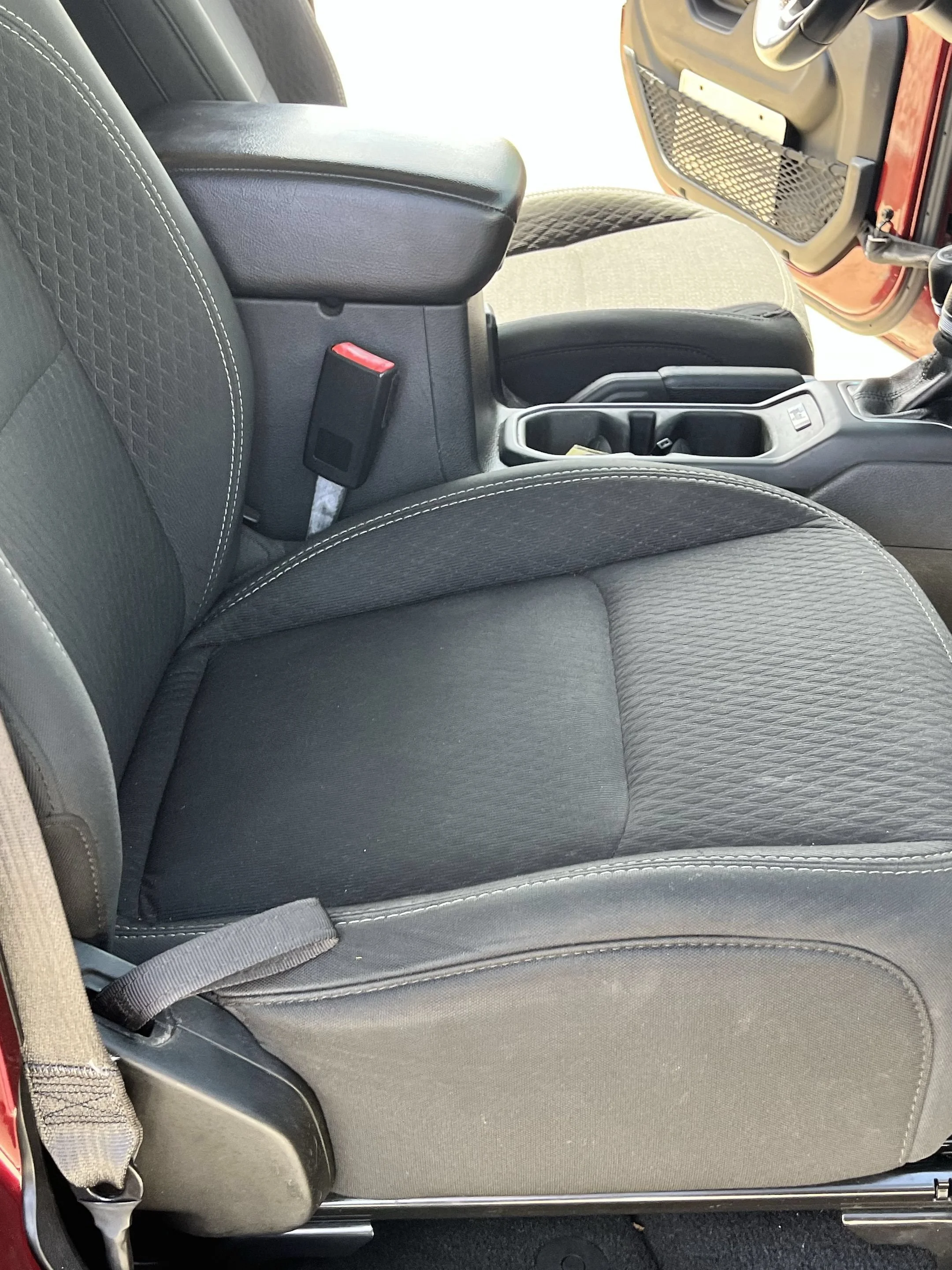Used 2021 Red Jeep Sport image 22