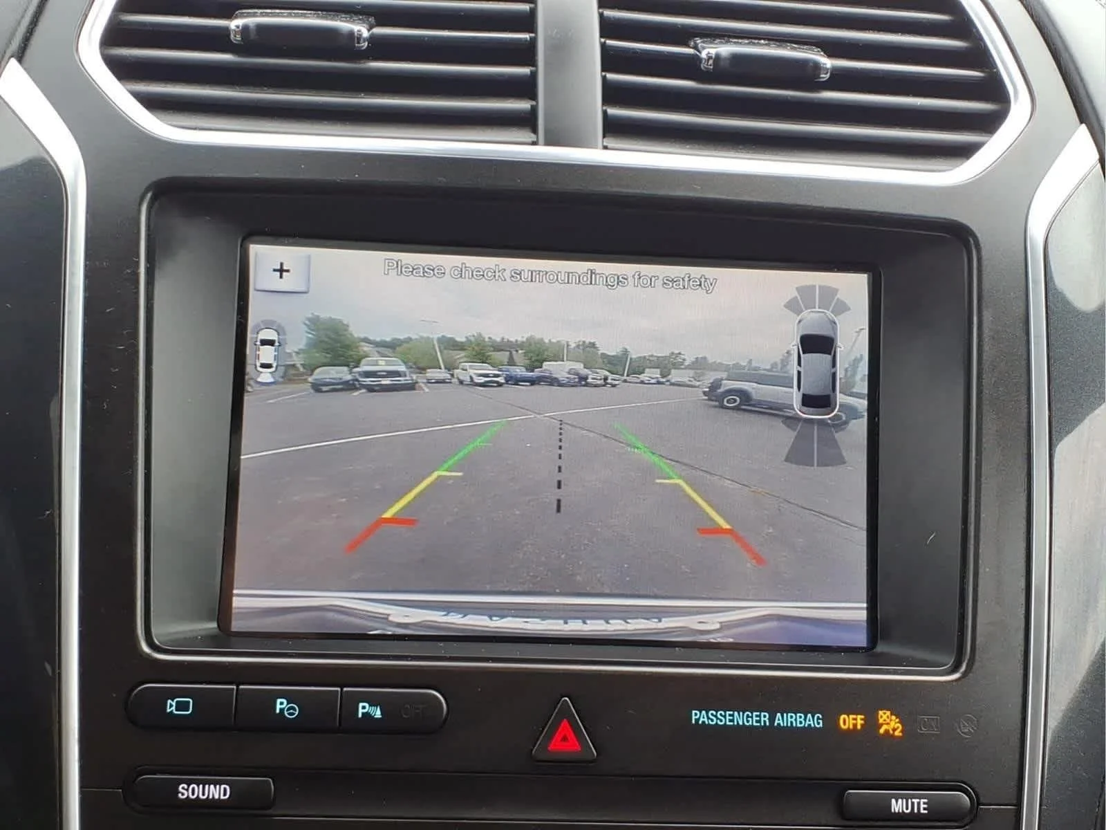 Used 2019 Agate Black Ford Platinum image 24