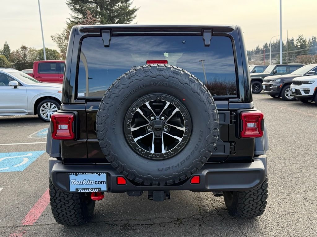 New 2026 Black Clear-Coat Exterior Paint Jeep Rubicon image 7
