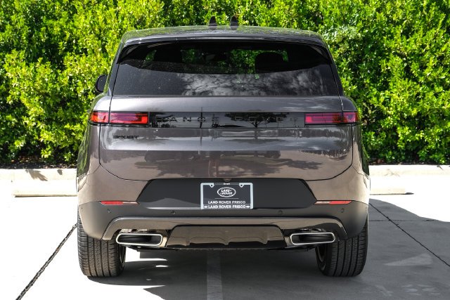 New 2027 Charente Grey Land Rover SE image 13