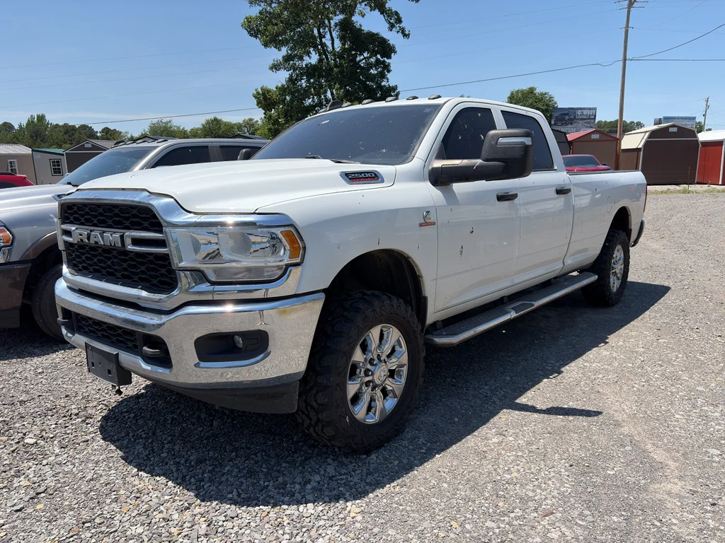 2023 RAM 2500 Tradesman 4X4 Crew Cab LWB's photo