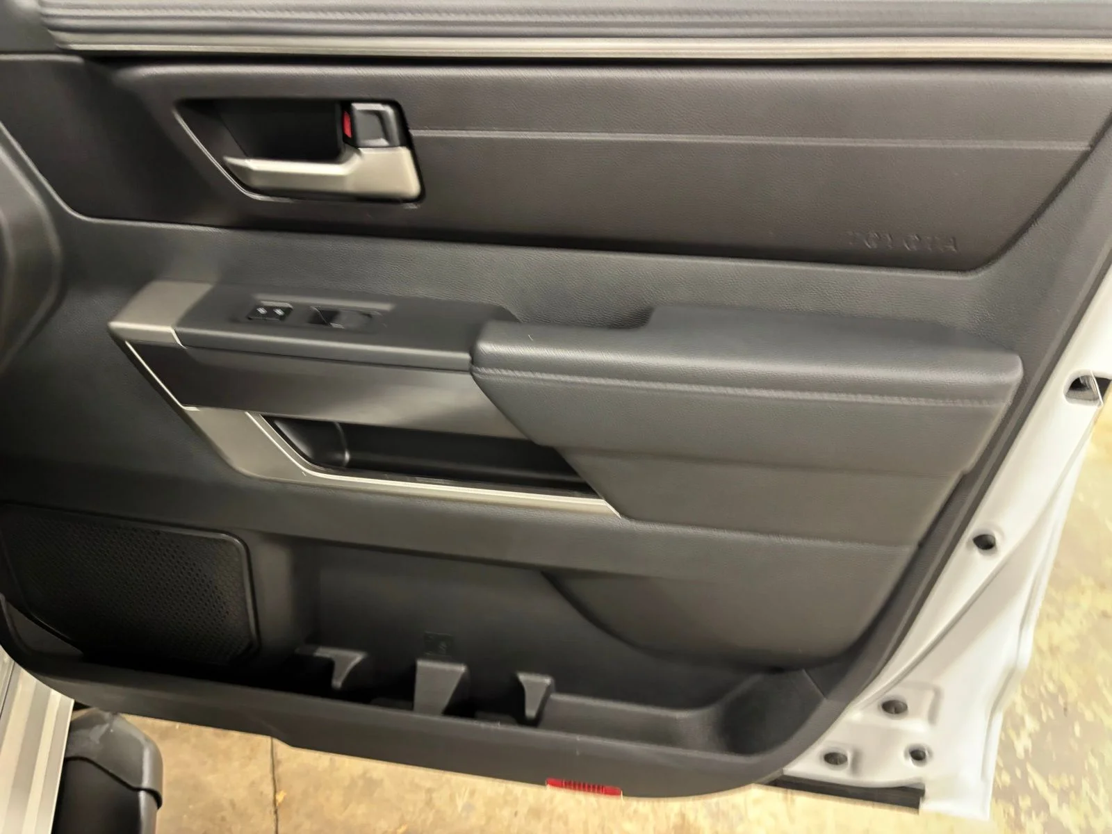 Used 2024 White Toyota SR5 image 21