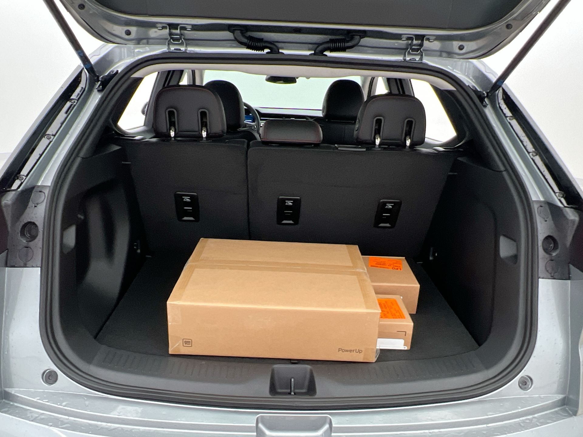 2027 Chevrolet Bolt RS - Photo 77