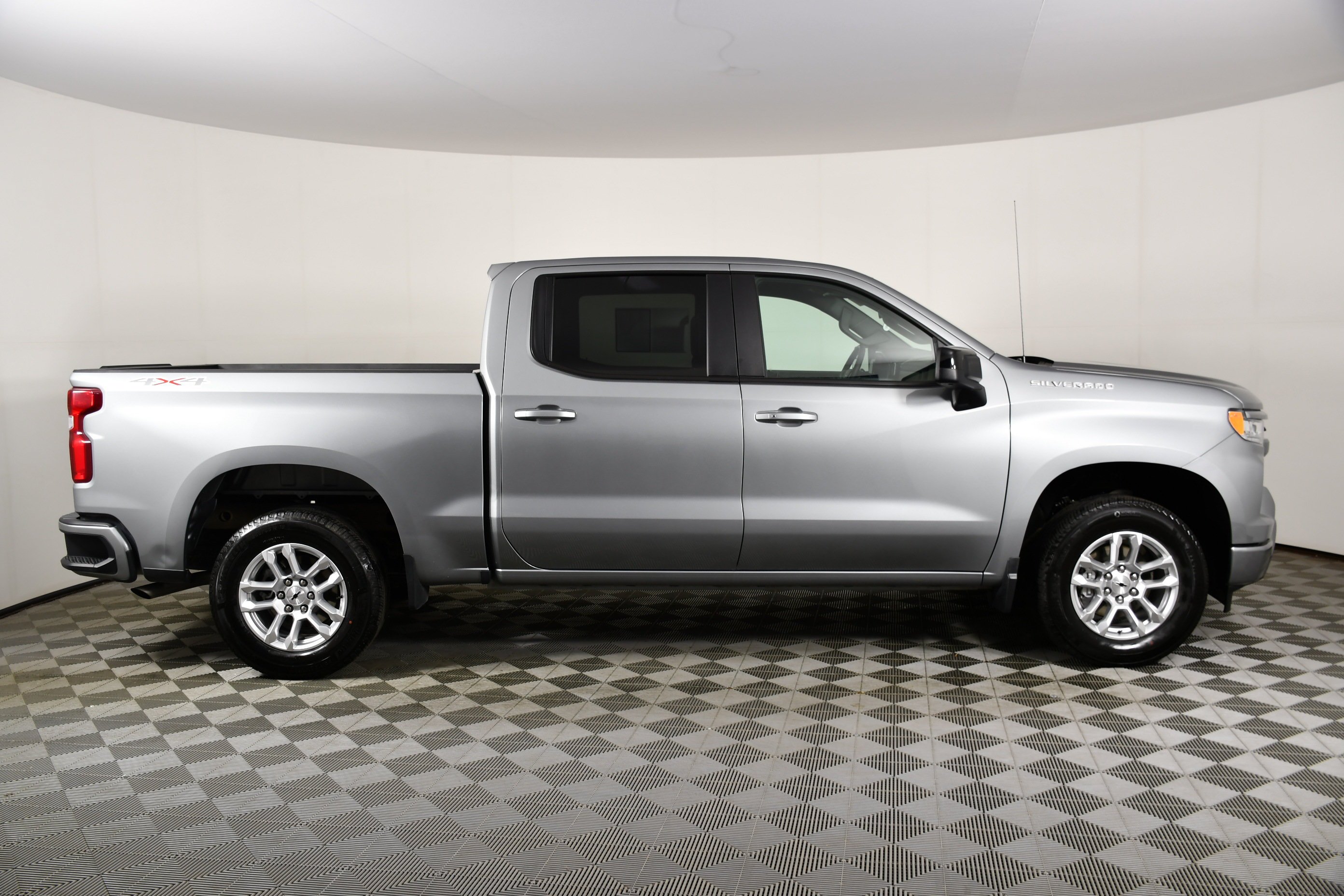 Used 2026 Sterling Gray Metallic Chevrolet RST image 5