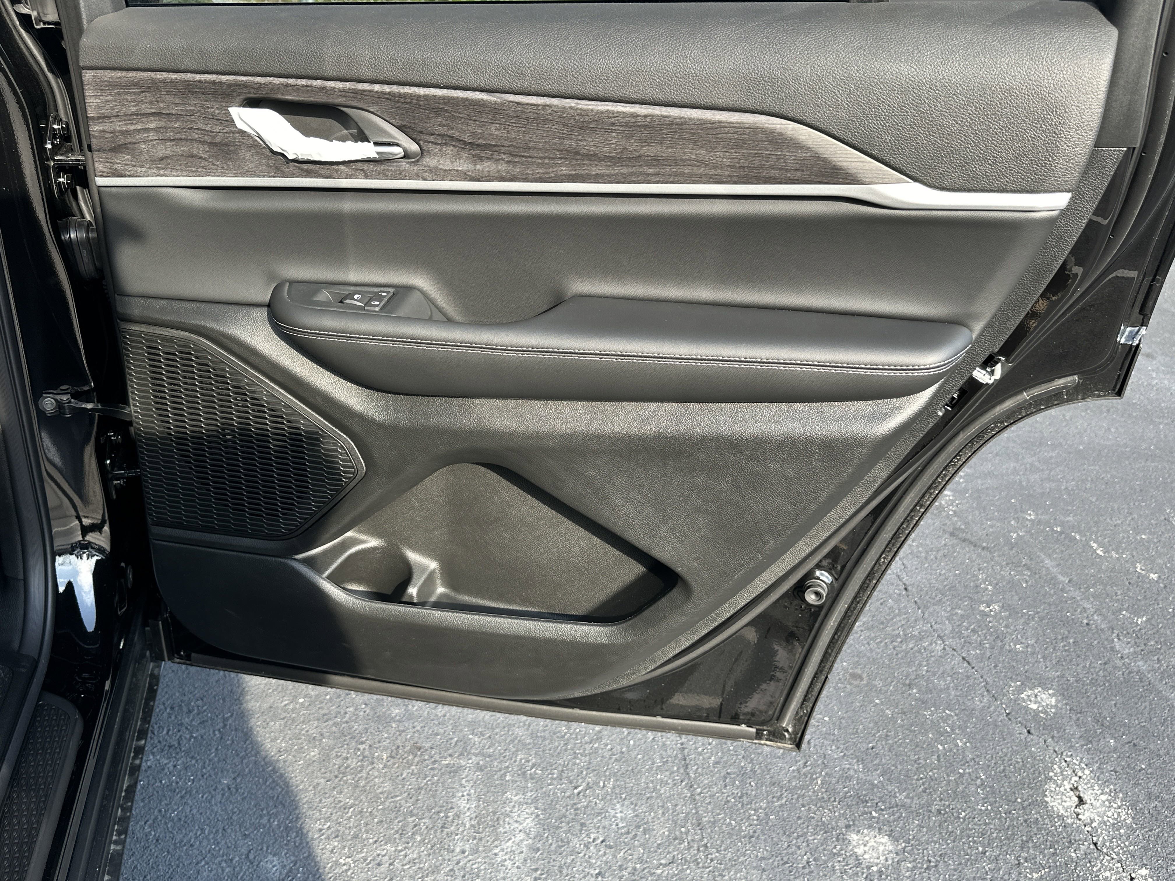 2025 Jeep Grand Cherokee L Limited - Photo 18