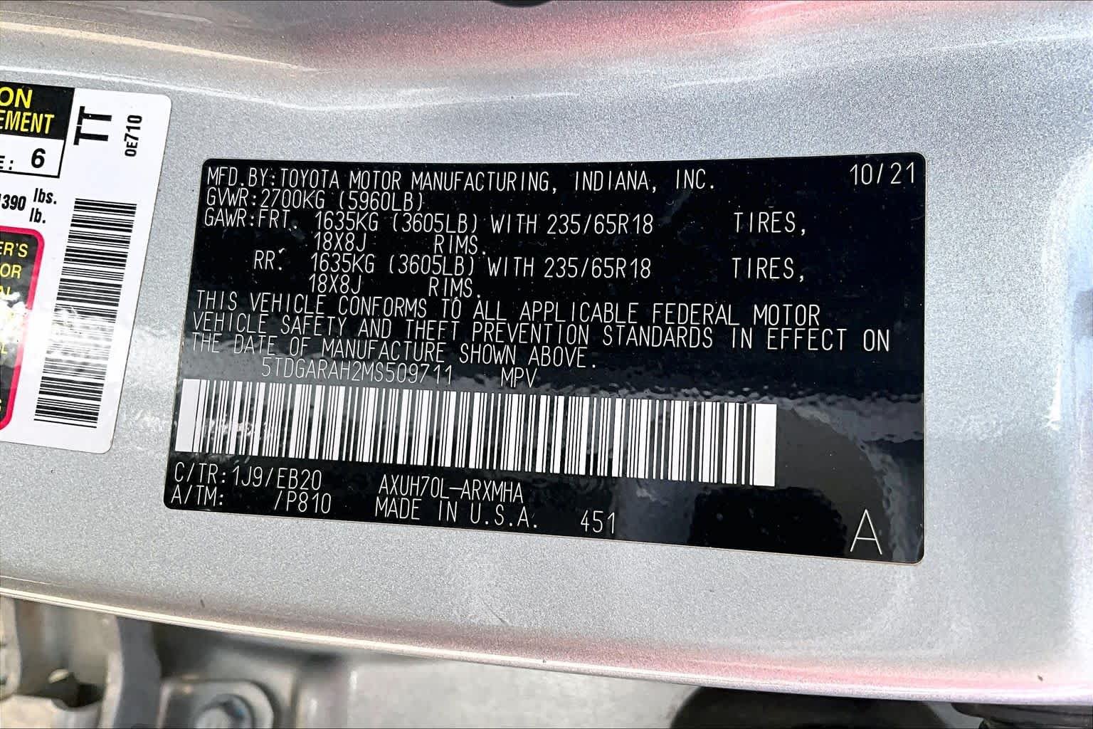 Used 2021 Celestial Silver Metallic Toyota Hybrid XLE image 36
