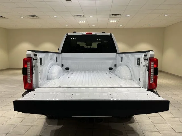 New 2026 Oxford White Ford F-250® Lariat® image 53