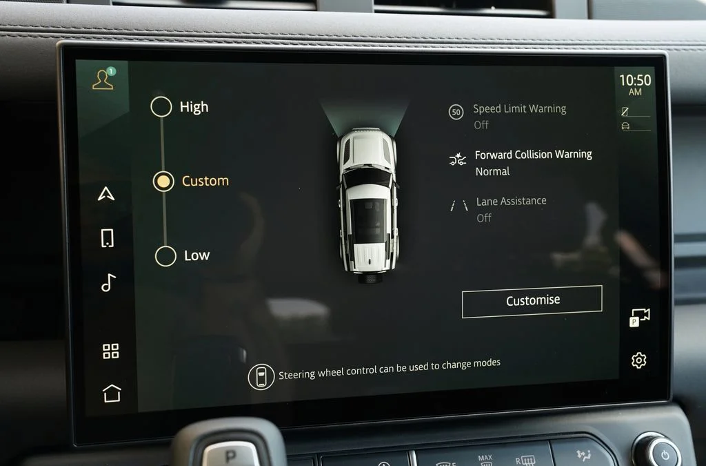 New 2026 Woolstone Green Land Rover S image 21
