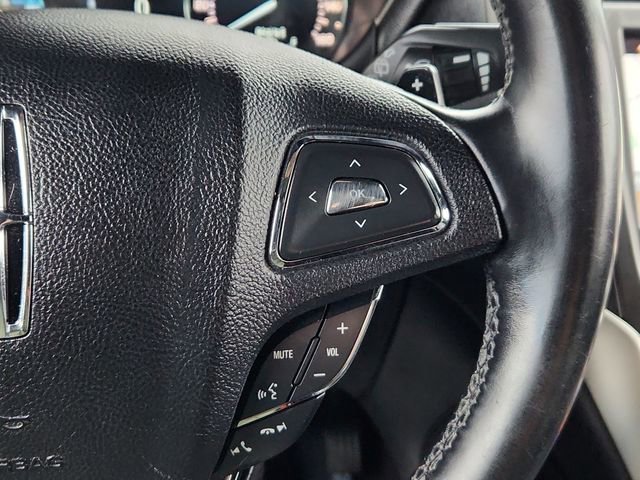 Used 2017 Gray Lincoln Reserve image 39