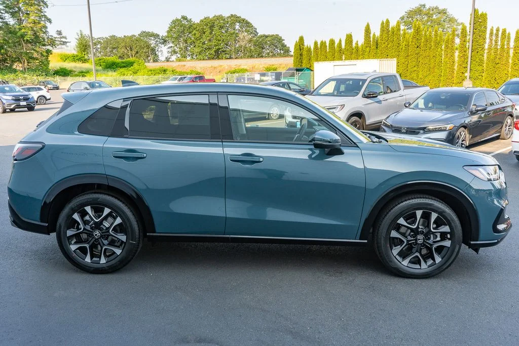 New 2027 Nordic Forest Pearl Honda EX-L image 5