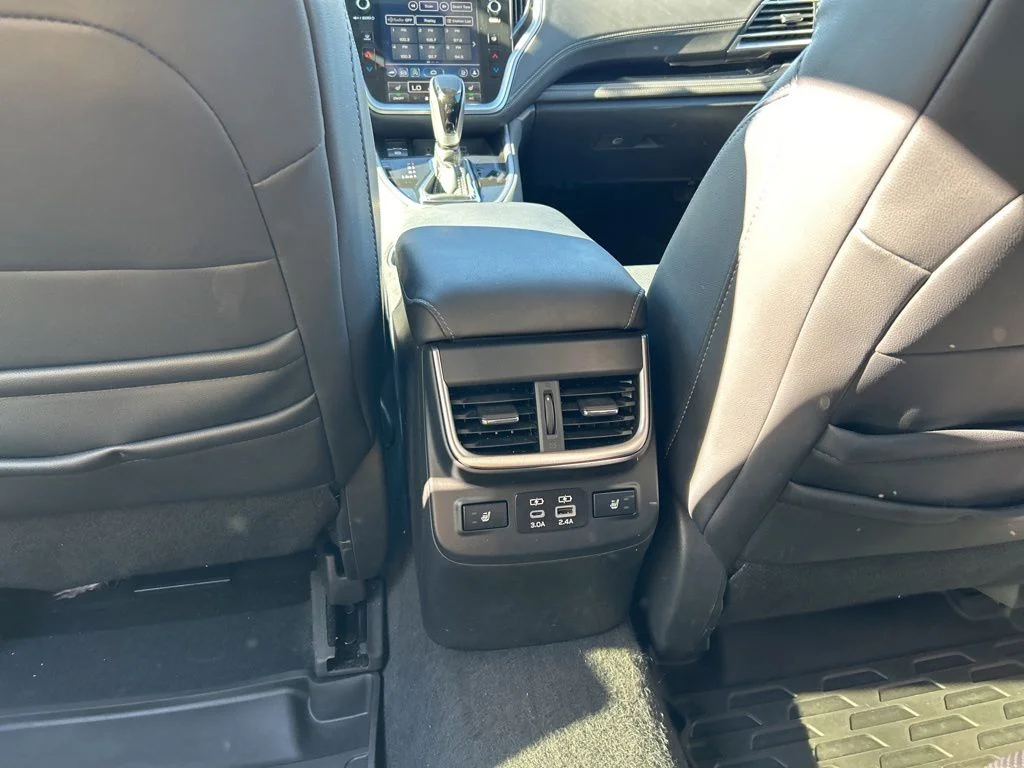 Used 2023 White Subaru Limited image 18
