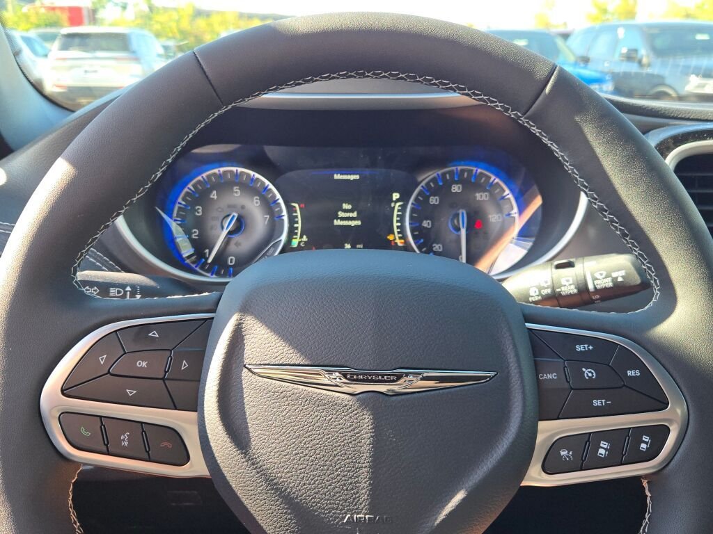 2026 Chrysler Pacifica Select - Photo 26
