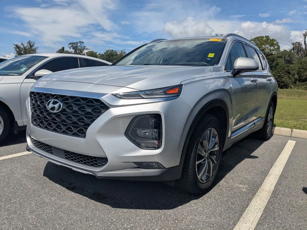 Used 2019 Silver Hyundai SEL Plus image 3