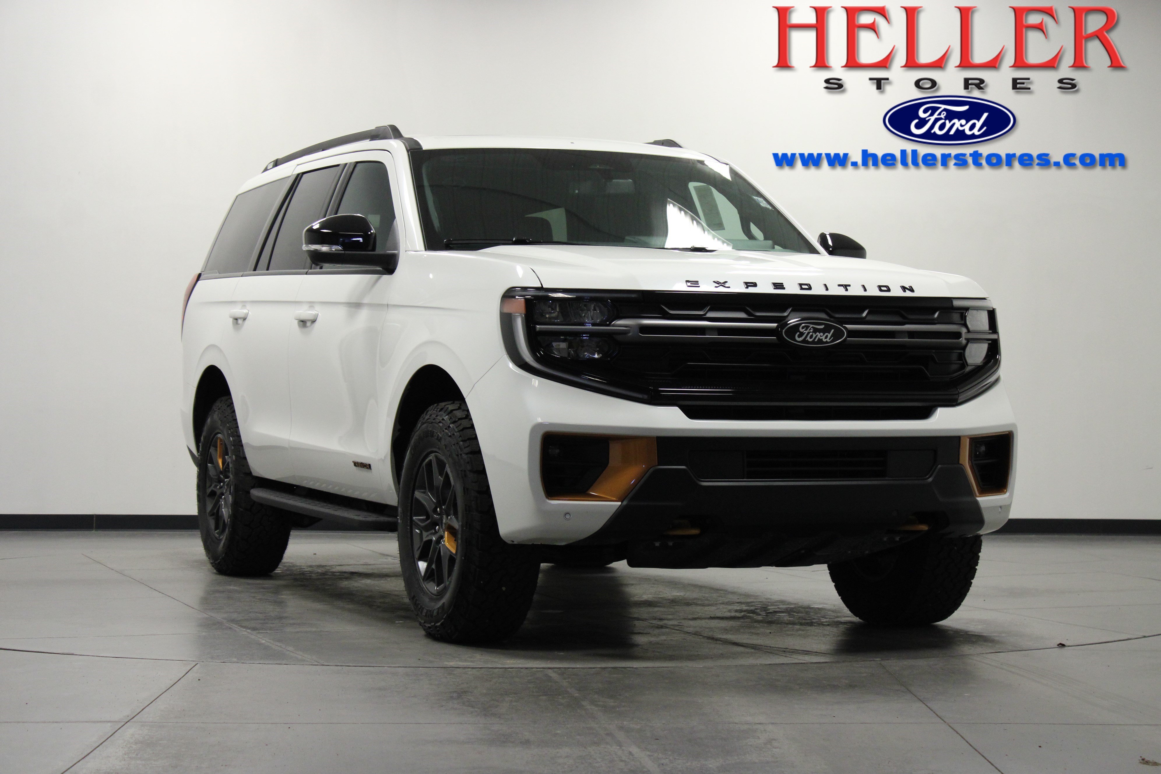 New 2026 Star White Metallic Tri-Coat Ford Tremor image 1