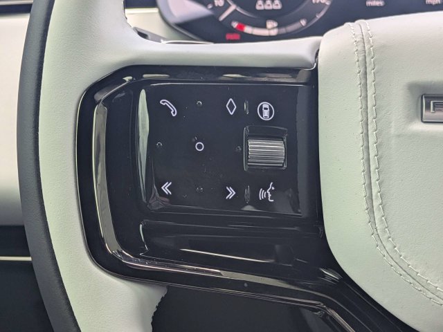 Used 2024 Gray Land Rover Dynamic SE image 26