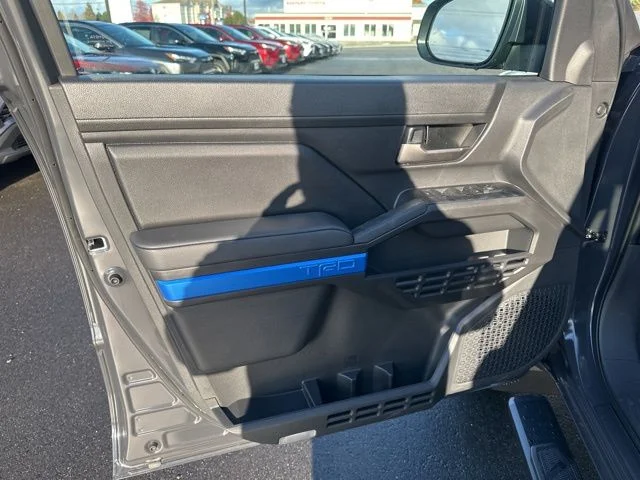 2025 Toyota Tacoma TRD Sport - Photo 17