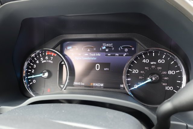 Used 2022 Red Ford Lariat image 13