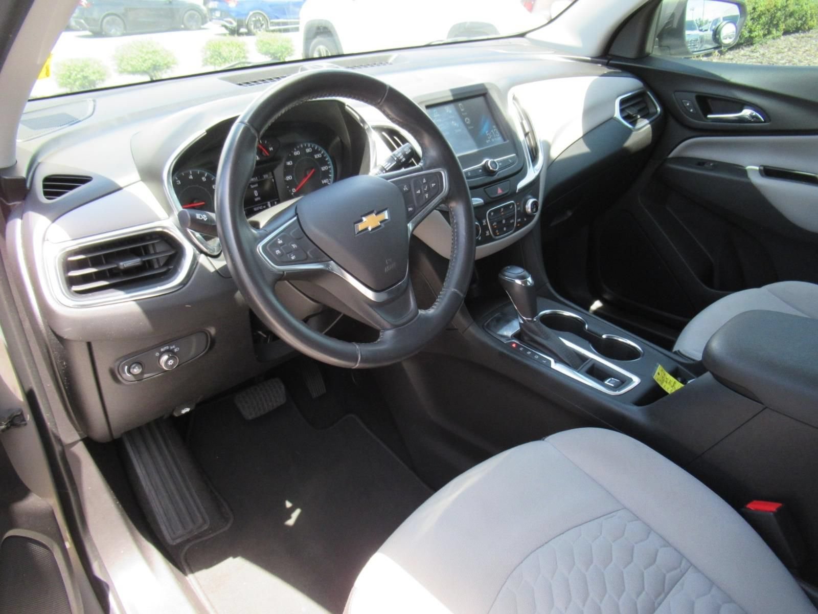 Used 2018 PEPPERDUST METALLIC Chevrolet LT image 15
