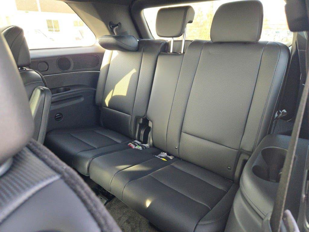 New 2026 White Hyundai Calligraphy AWD image 23