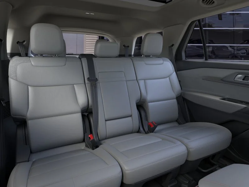 New 2026 Star White Metallic Tri-Coat Ford Active image 11