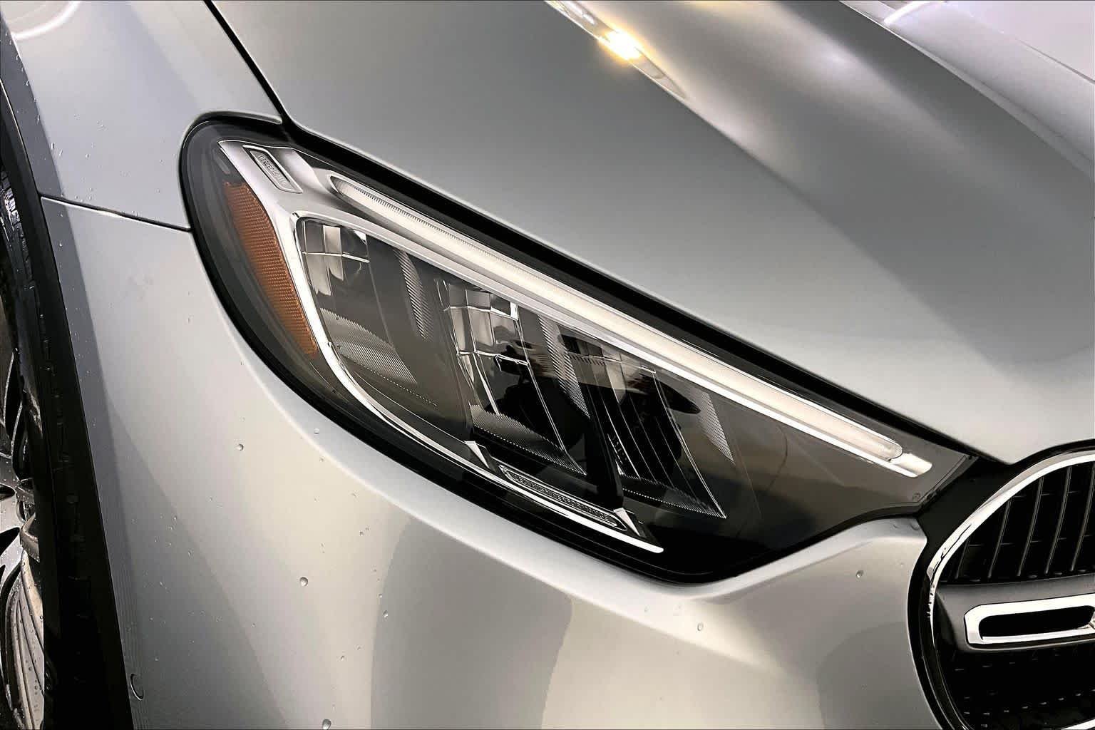 New 2026 Cirrus Silver Metallic Mercedes-Benz GLC 300 image 15