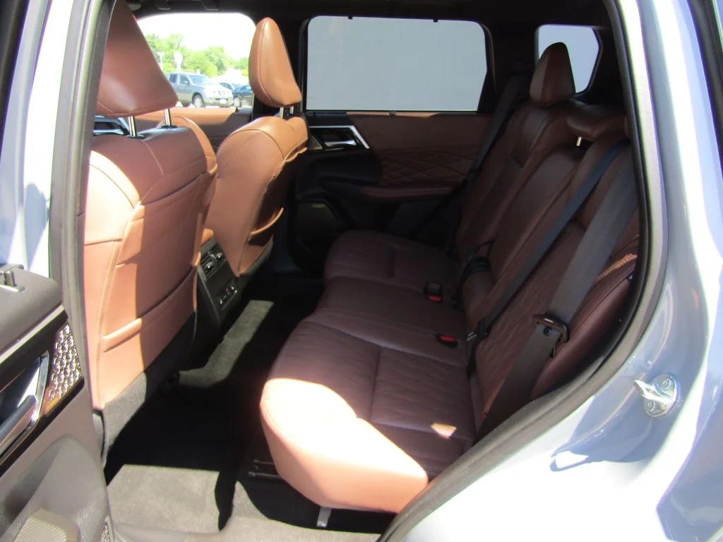 2025 Mitsubishi Outlander SEL - Photo 20